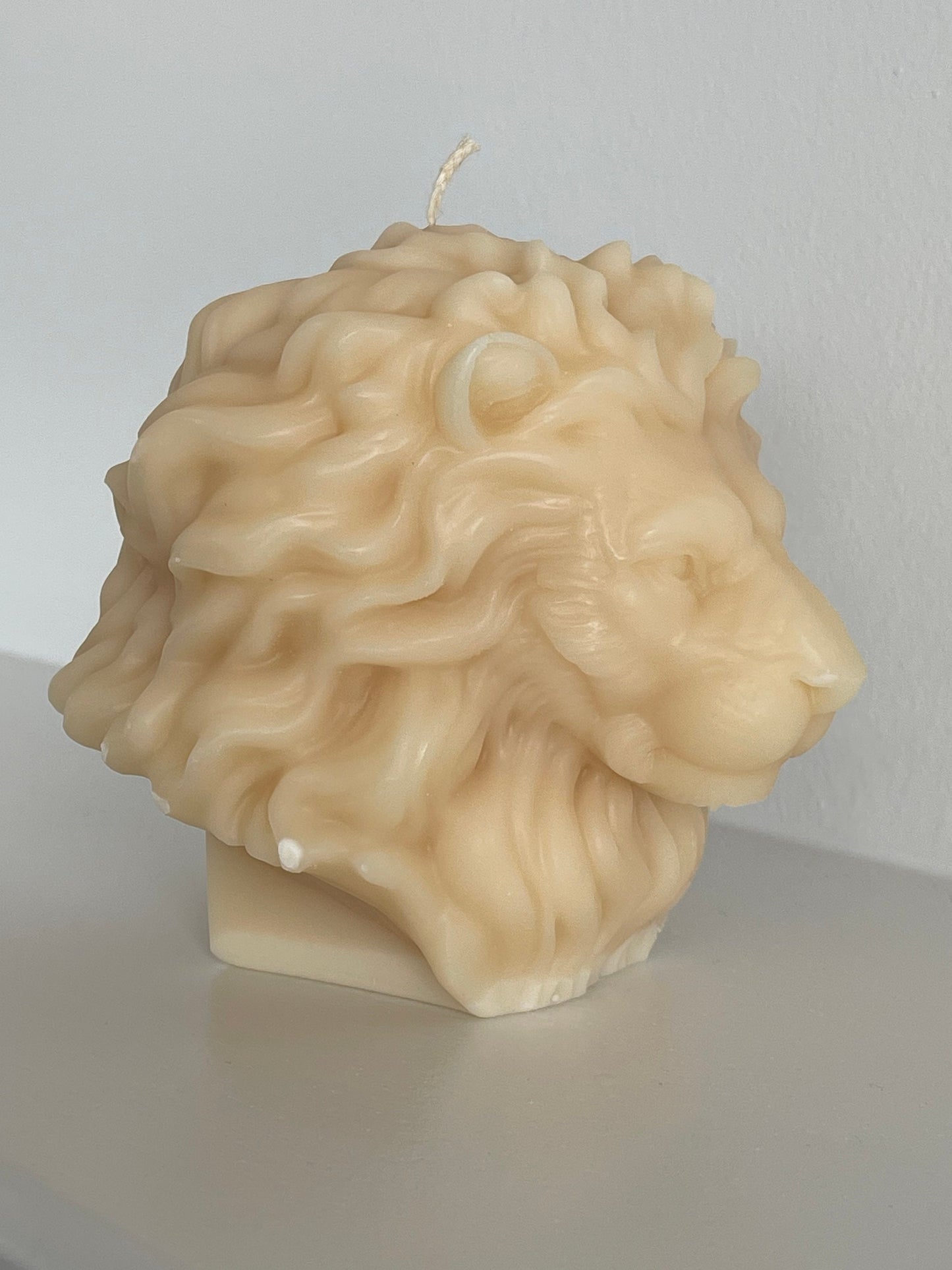 Large Lion Head Candle - Handpoured soy wax candle - Sculptural Candle - Home decor - Gift - Custom colors - Scented/unscented shaped candle